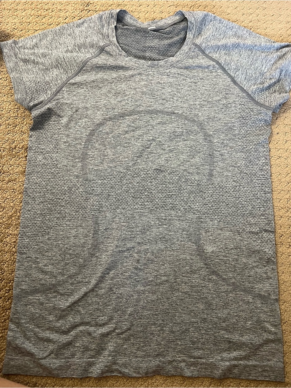 lululemon athletica Men's Heather Gray Short Sleeve Performance Tee
